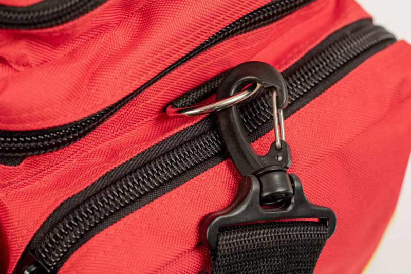 einsatztasche-sanitaeter-rettungstasche-sporttasche-detail1