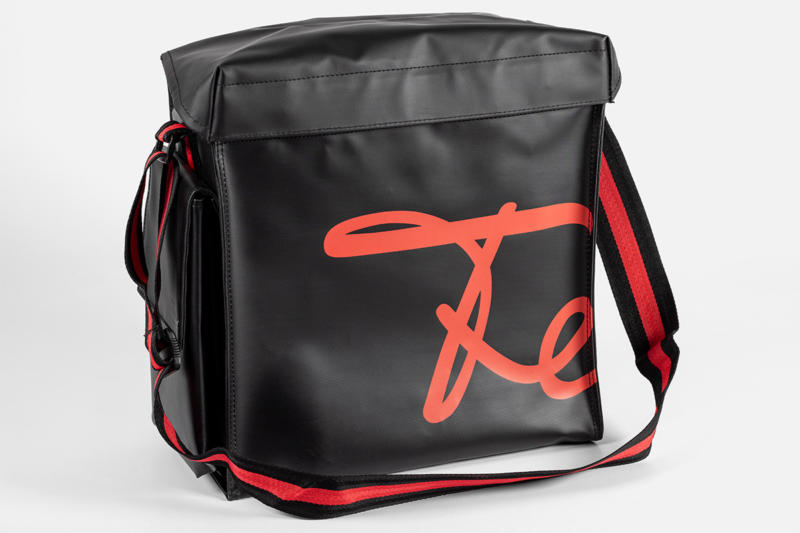 transporttasche-siebdruck-fuer-praesentationsmappe-geschlossen