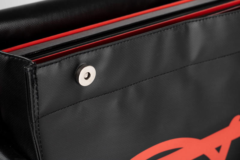 transporttasche-siebdruck-fuer-praesentationsmappe-magnetverschluss